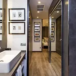 1 Bedroom Carrer Del Poeta Cabanyes Barcellona