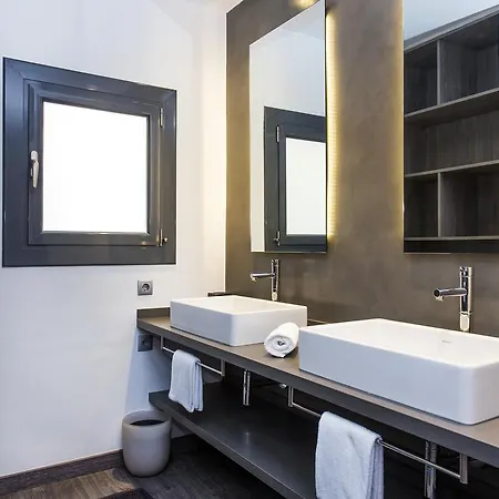 1 Bedroom Carrer Del Poeta Cabanyes Apartment